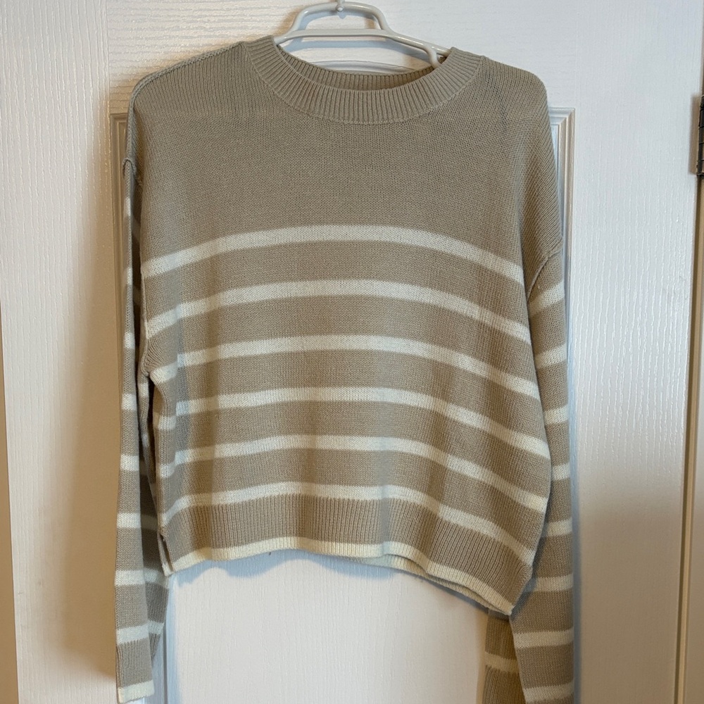 H&M Beige and White Striped Crew Neck Sweater